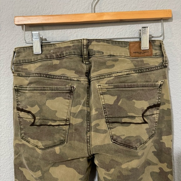 American Eagle Women Army Super Stretch X Mid Rise Distressed Denim Jegging Sz 6 - Picture 11 of 15